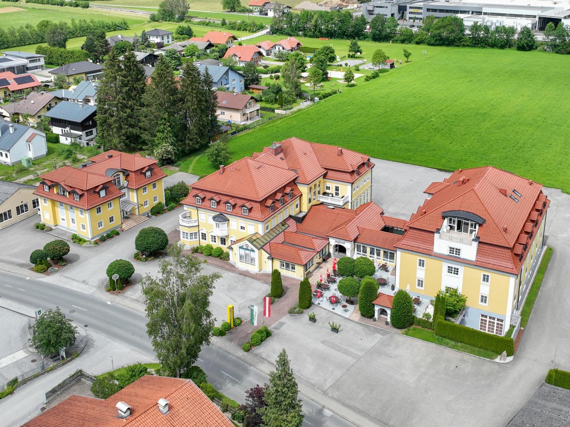 Gasthof Hotel Jaegerwirt Strasswalchen Exterior foto